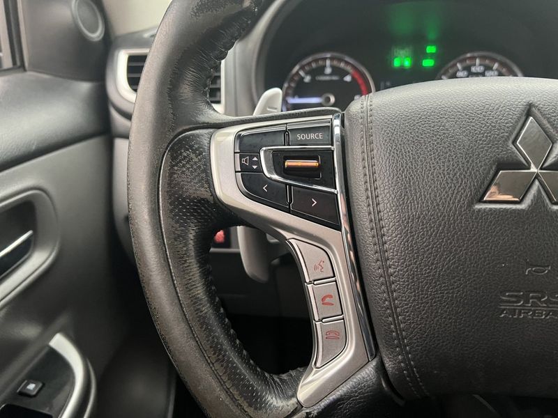Mitsubishi L200 bild 19