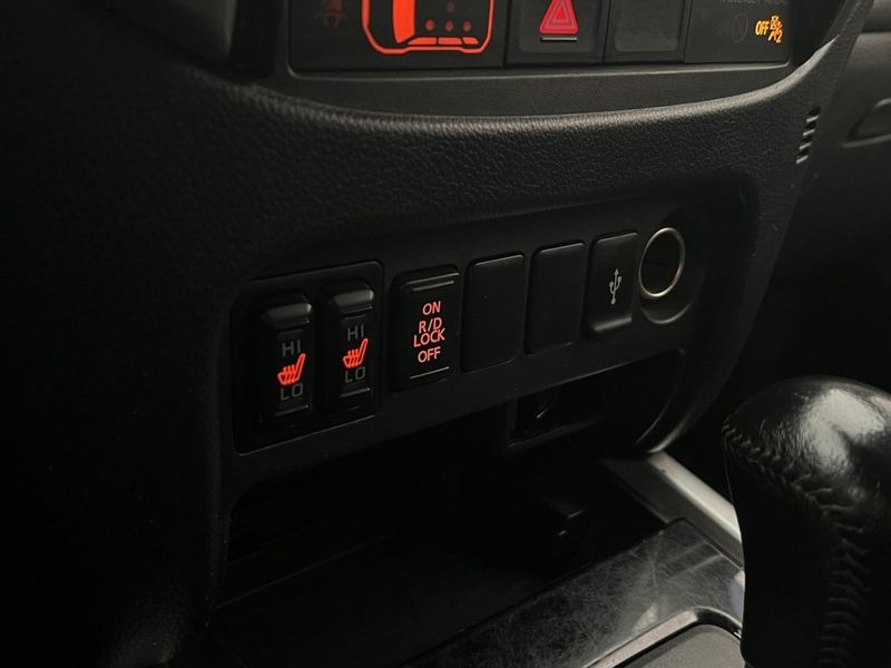 Mitsubishi L200 bild 28