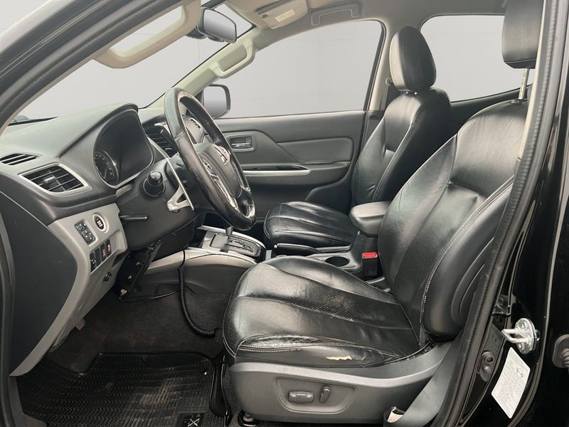 Mitsubishi L200 bild 16