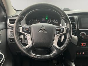 Mitsubishi L200 bild 18