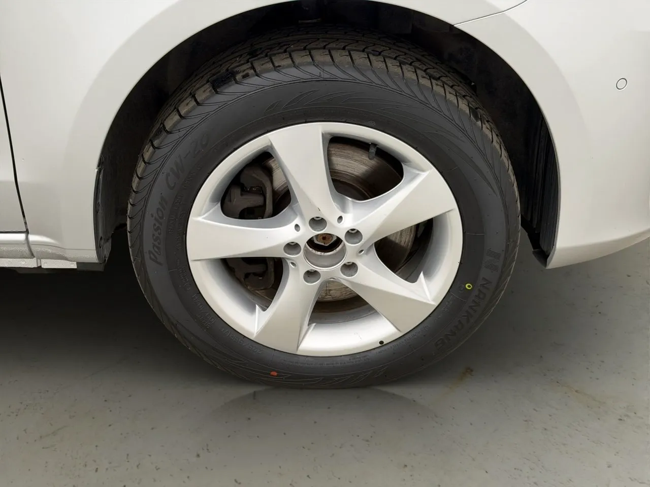 Vehicle image 31
