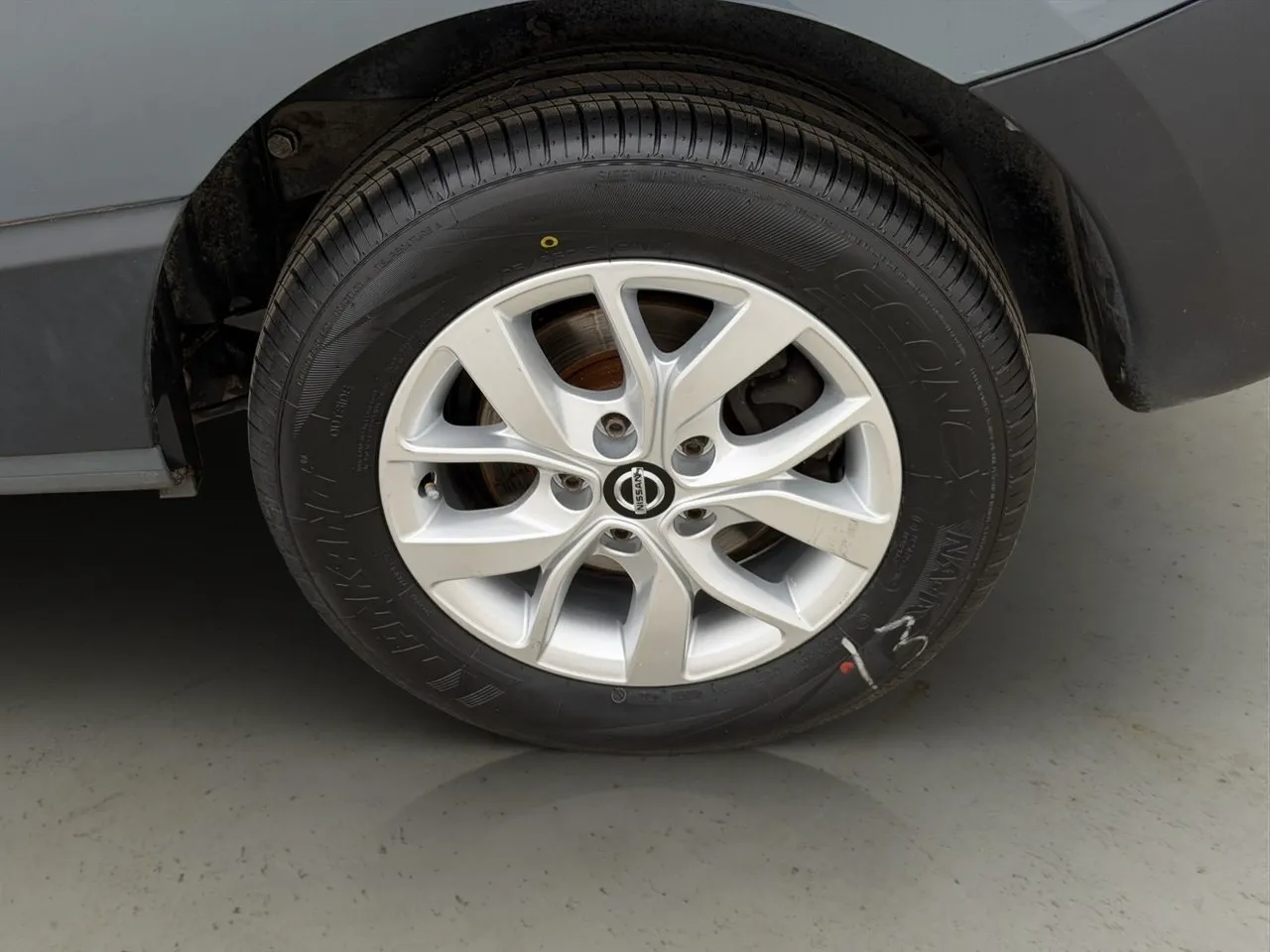 Vehicle image 26