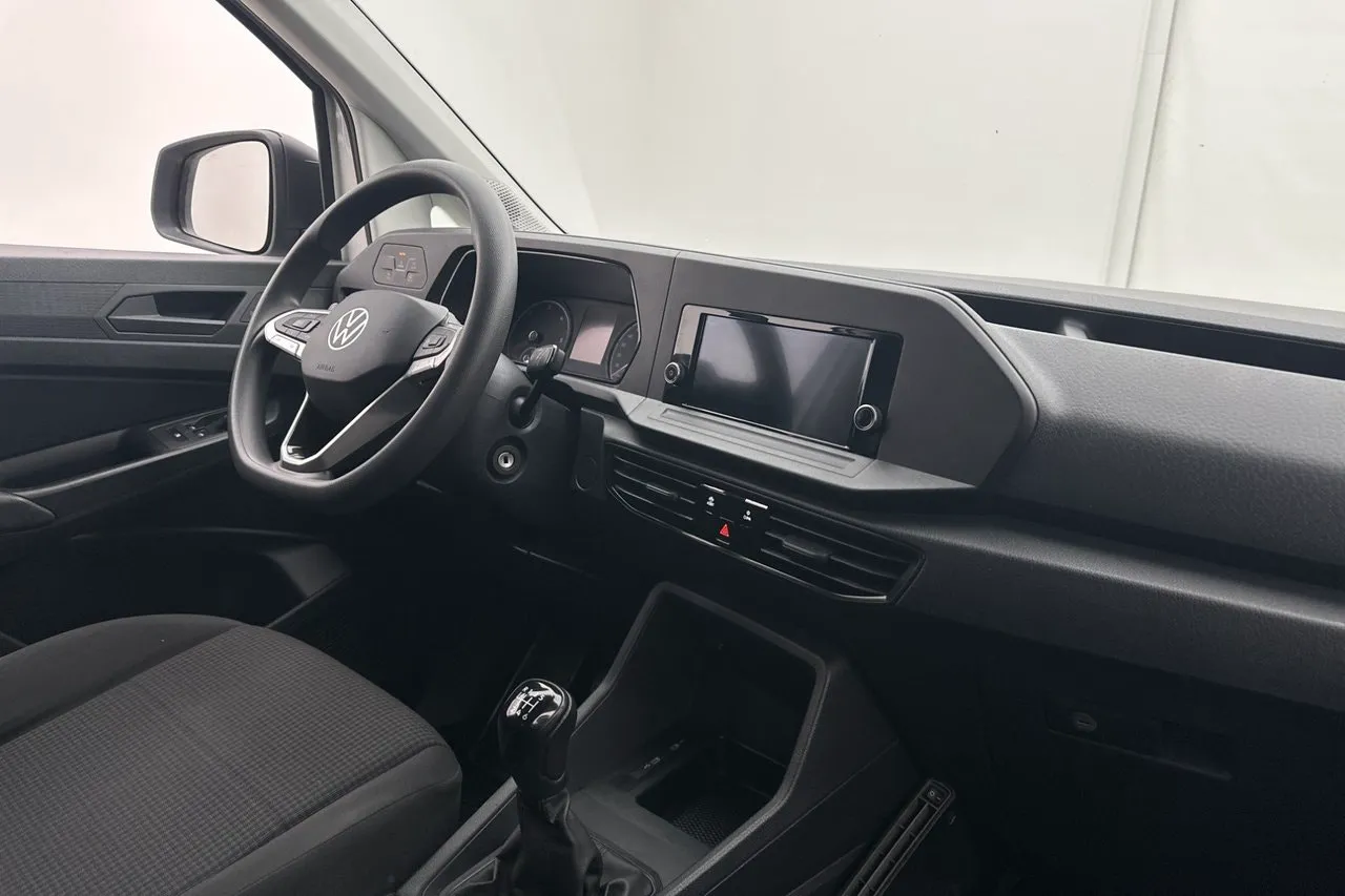 Vehicle image 23