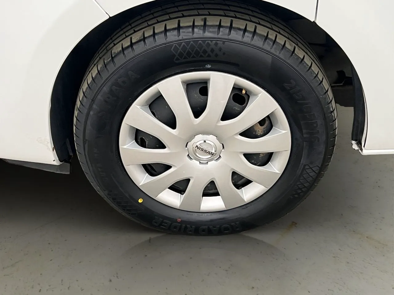 Vehicle image 28