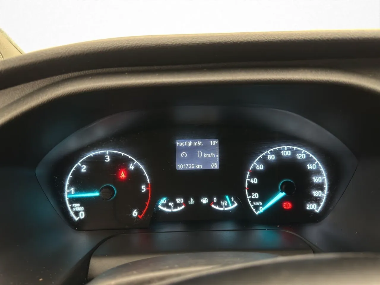 Vehicle image 20