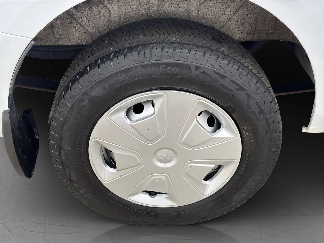Vehicle image 31