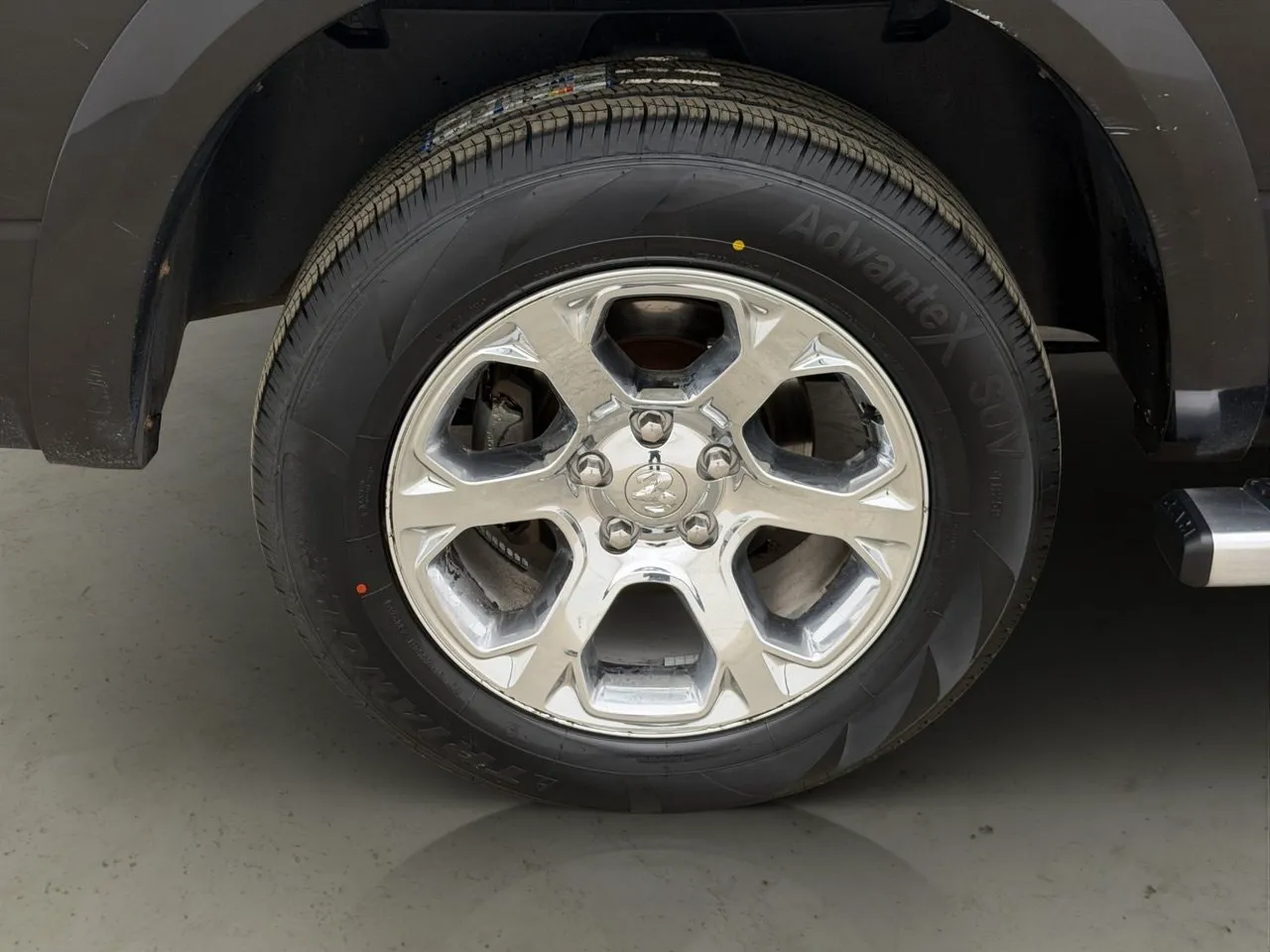 Vehicle image 36