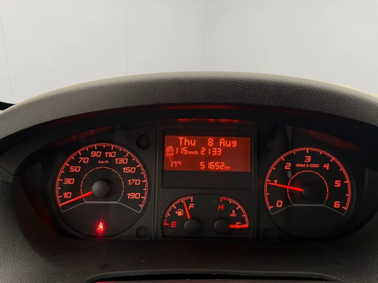 Vehicle image 16