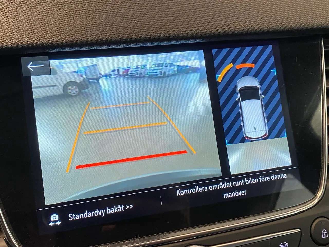 Vehicle image 20