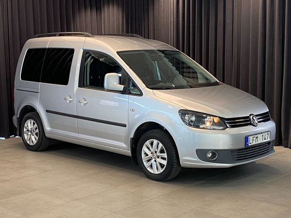 Volkswagen Caddy Life / Dragkrok / Sommar & Vinterhjul / Nybesiktigad - 2011