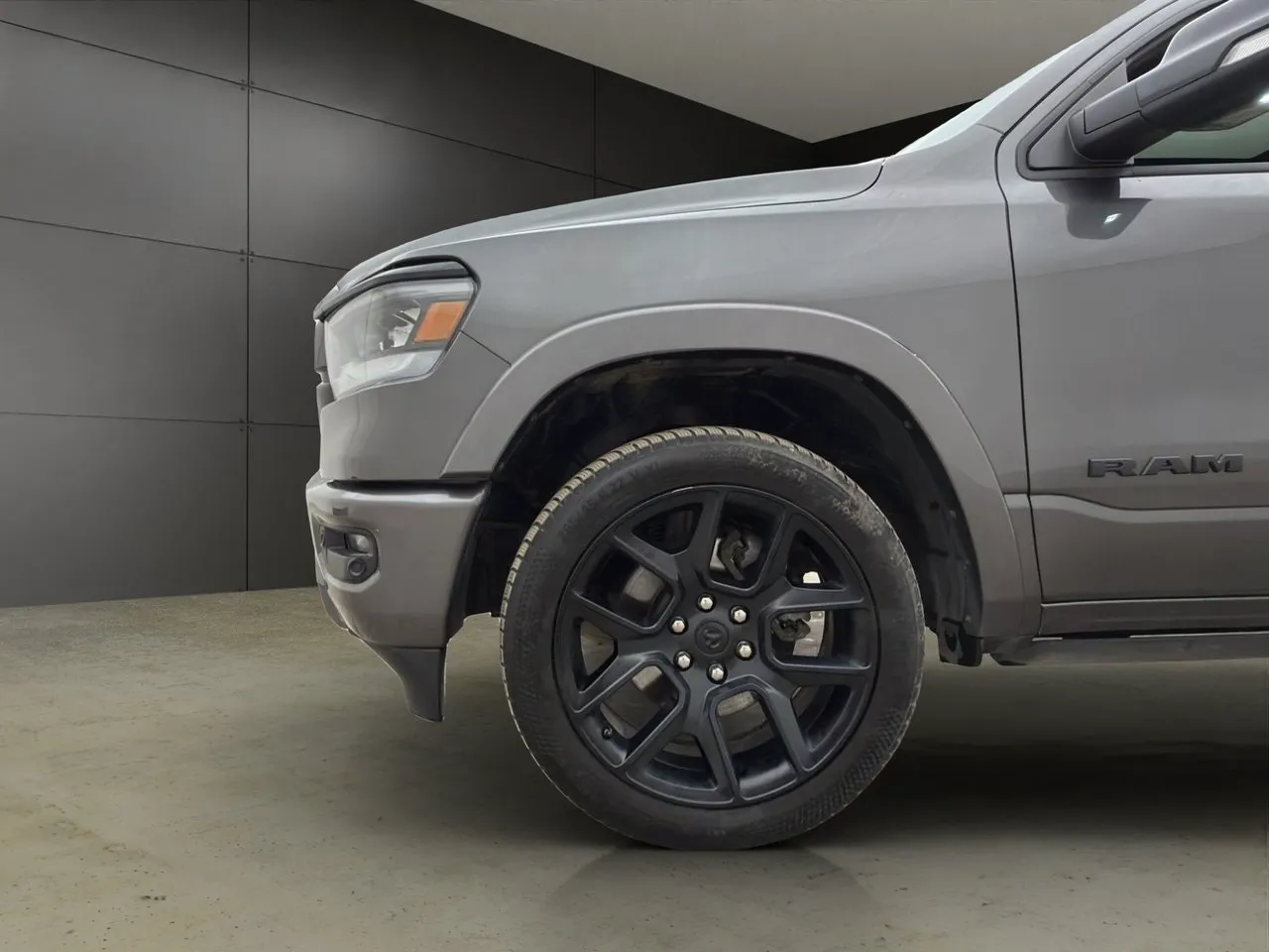 Vehicle image 36