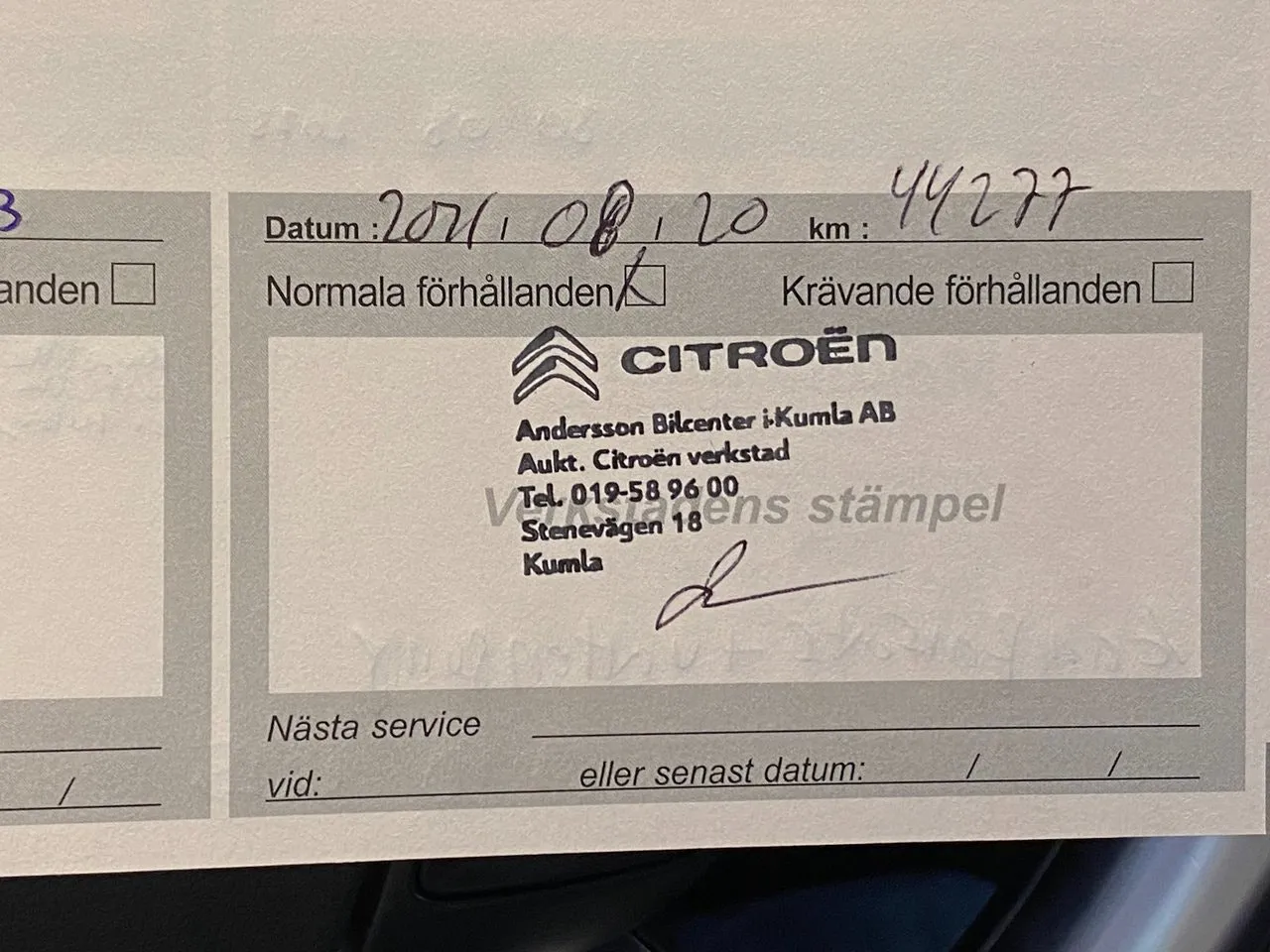 Vehicle image 22