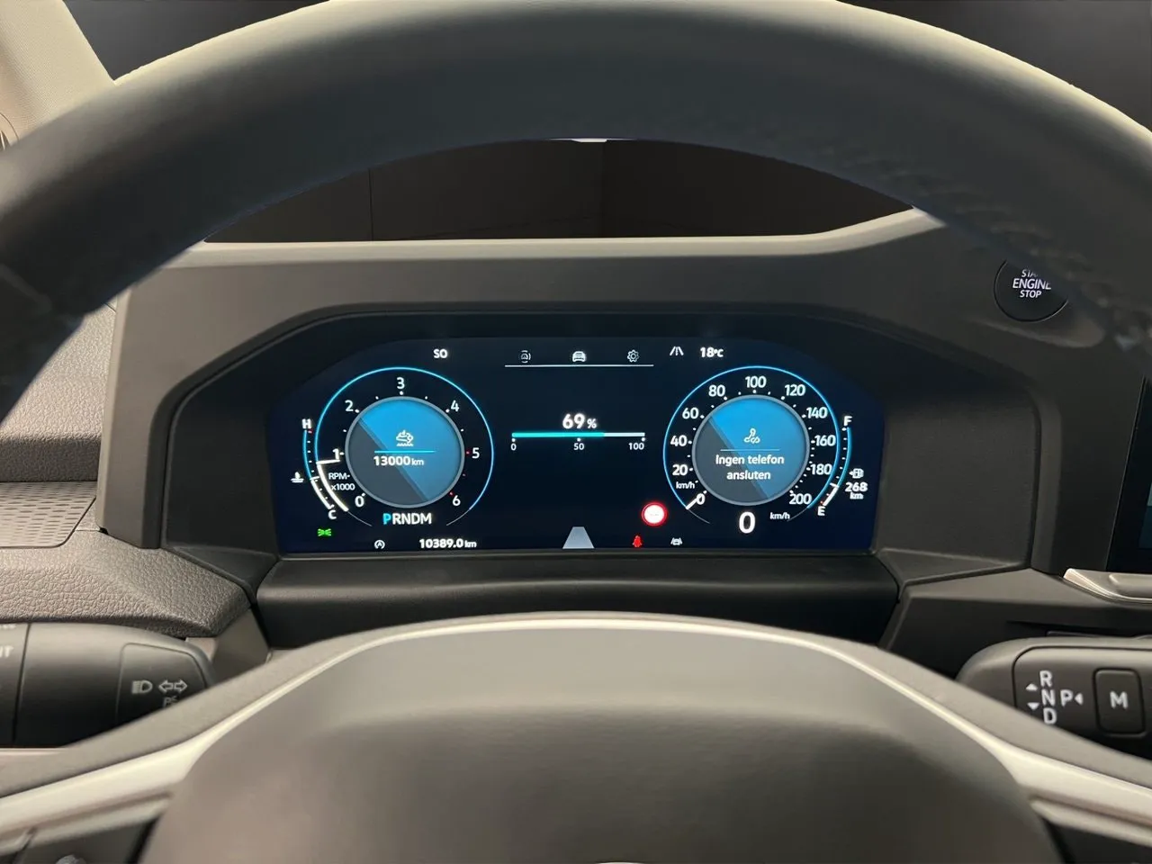 Vehicle image 18