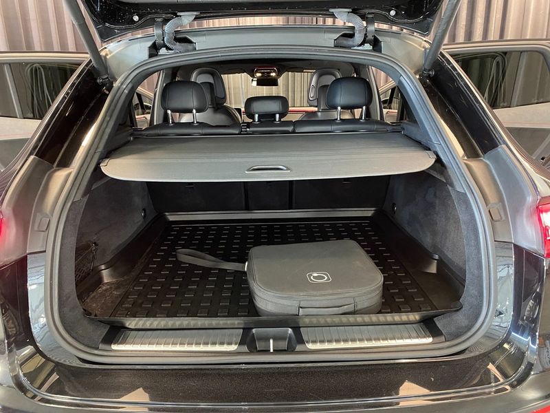 Mercedes EQE43 SUV bild 30