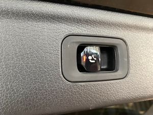 Mercedes EQE43 SUV bild 33