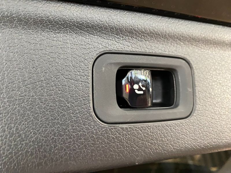 Mercedes EQE43 SUV bild 33