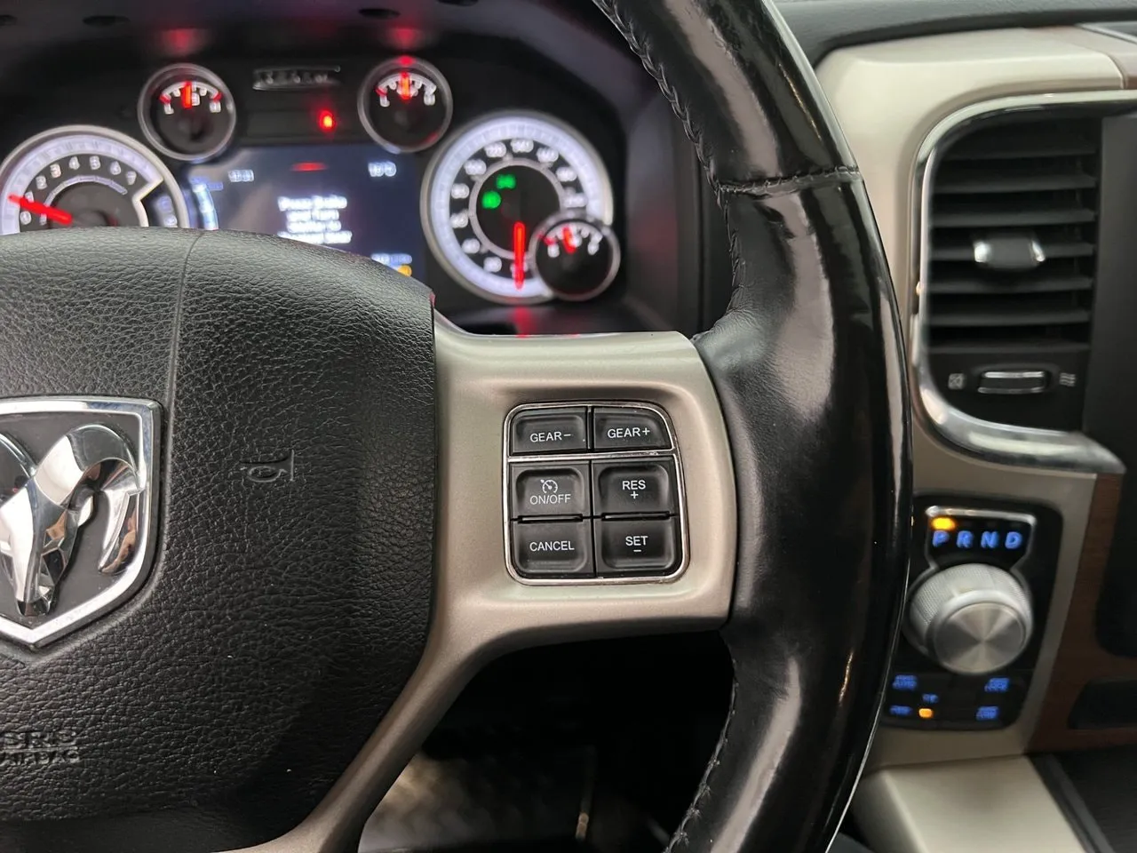 Vehicle image 20