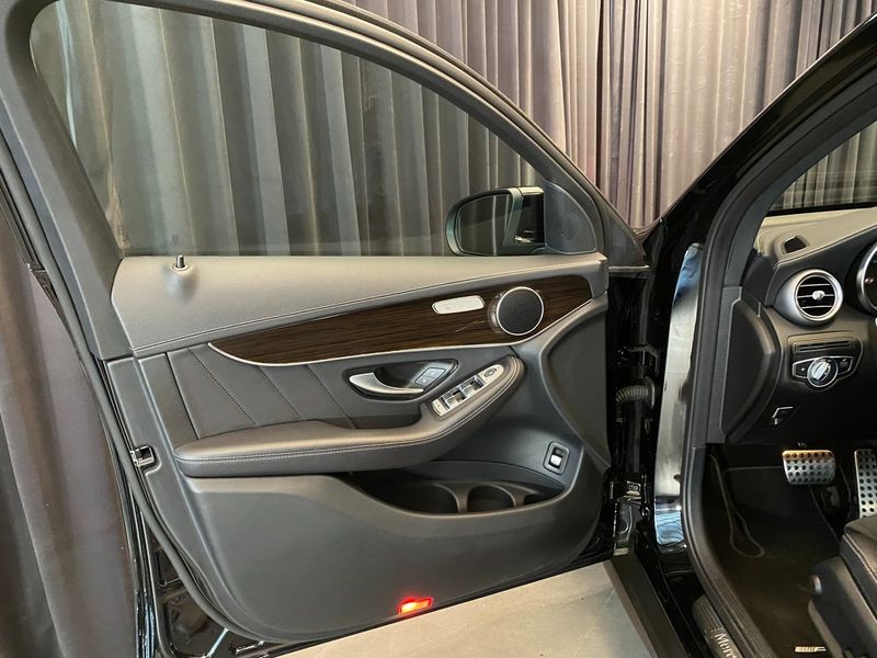 Mercedes GLC220 bild 36