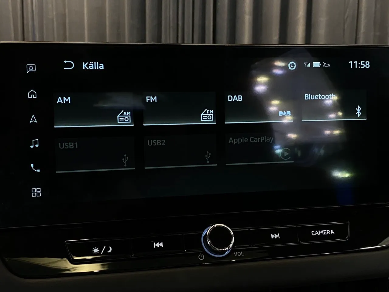 Vehicle image 35