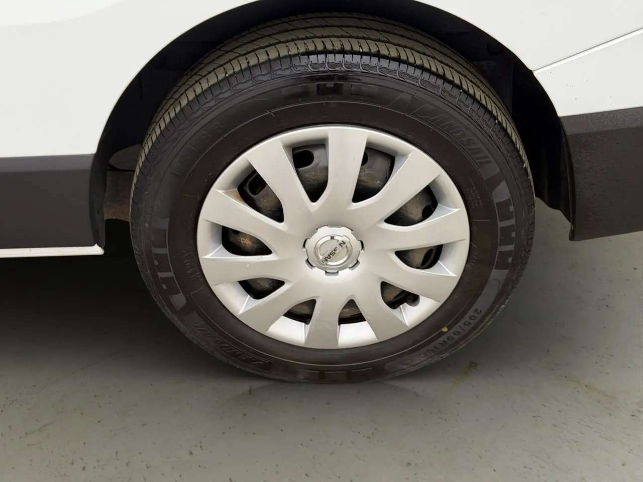 Vehicle image 20