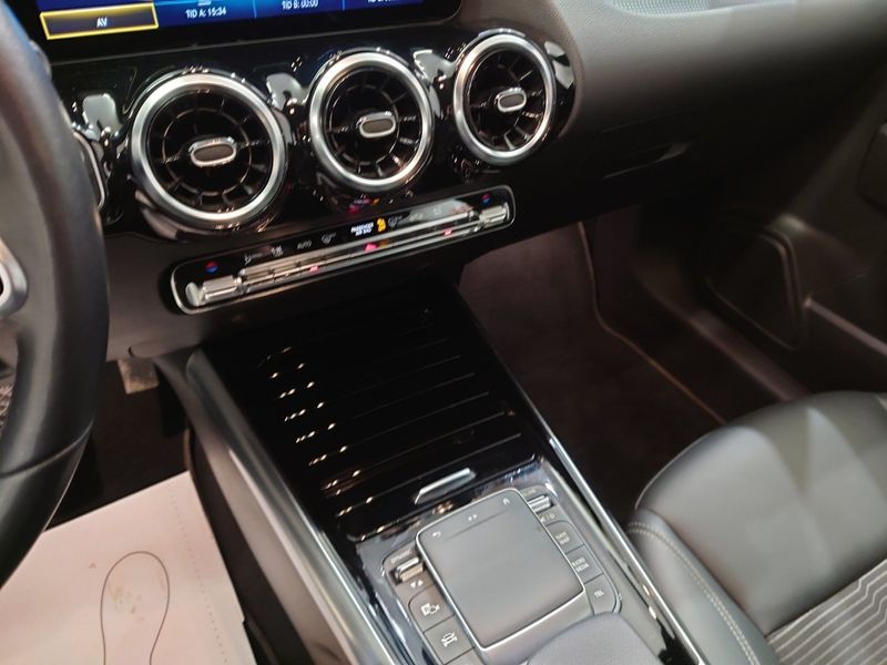 Mercedes B200 bild 12