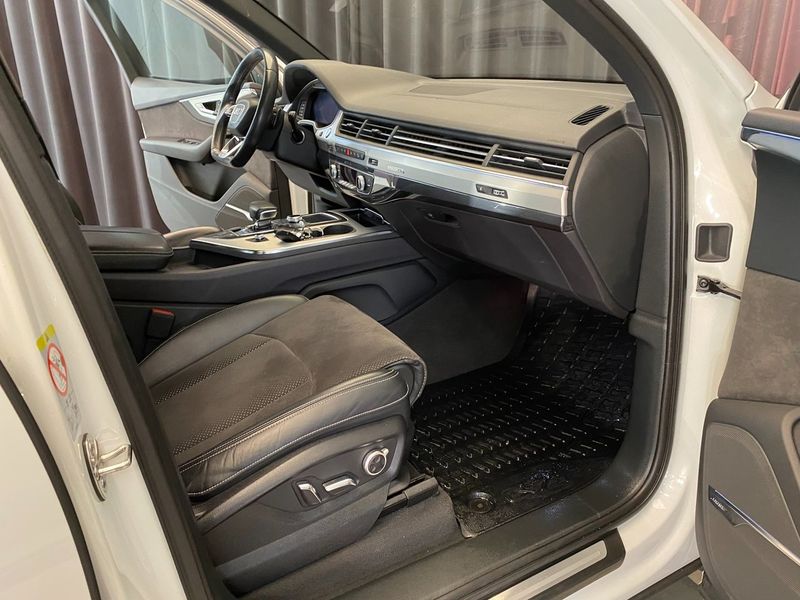 Audi Q7 bild 23