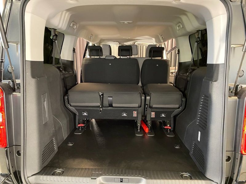 Peugeot Traveller bild 26