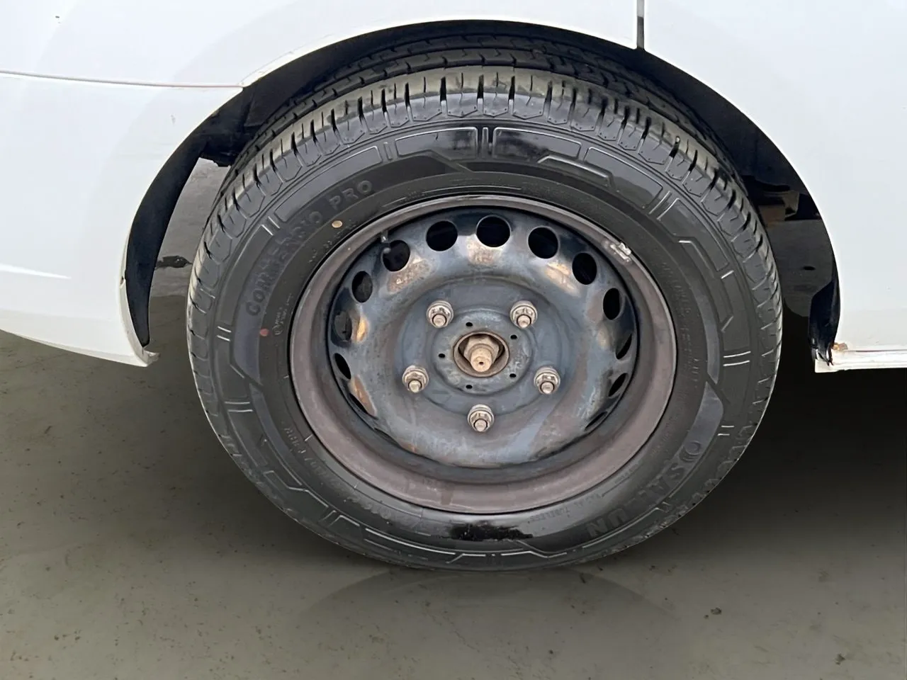 Vehicle image 24