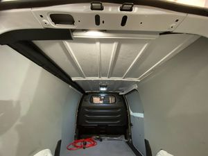 Peugeot e-Expert bild 22