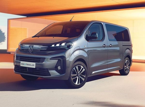 Peugeot Traveller 9 sits / 180hk Automat Diesel / Facelift - 2025