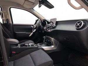Mercedes X250 bild 24