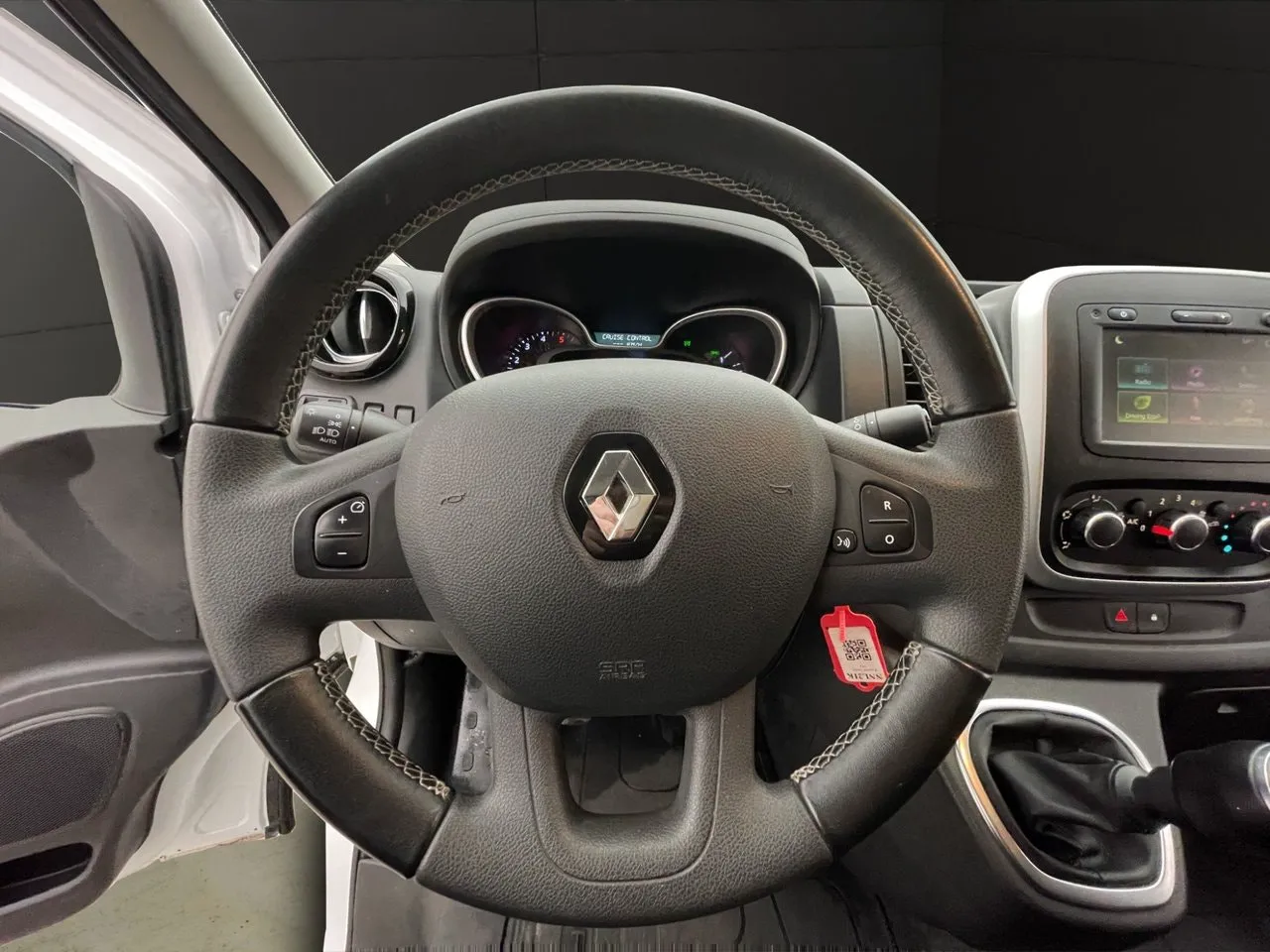 Vehicle image 16