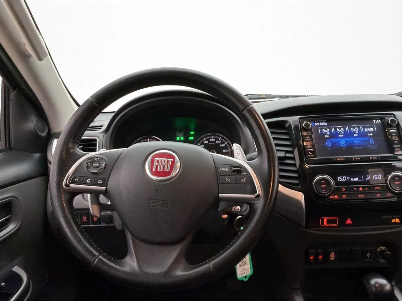 Vehicle image 16