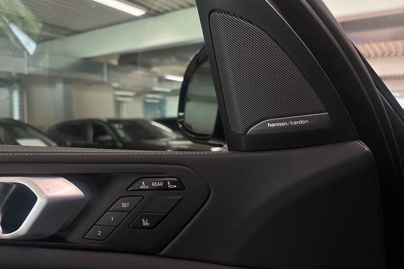 BMW X7 bild 15