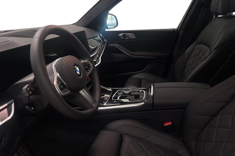 BMW X7 bild 12