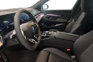 BMW i5 bild 12