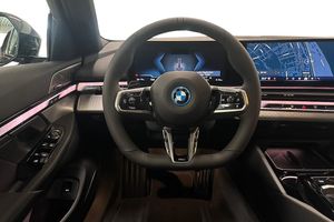 BMW i5 bild 9