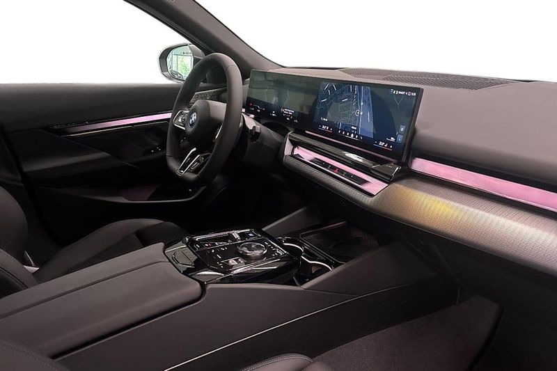 BMW i5 bild 6