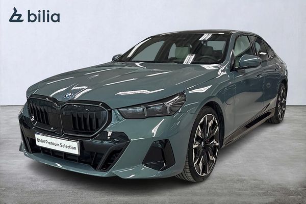 BMW 550 e xDrive Sedan M-Sport Pro | Drag | Aktiv farth. | B&W - 2025