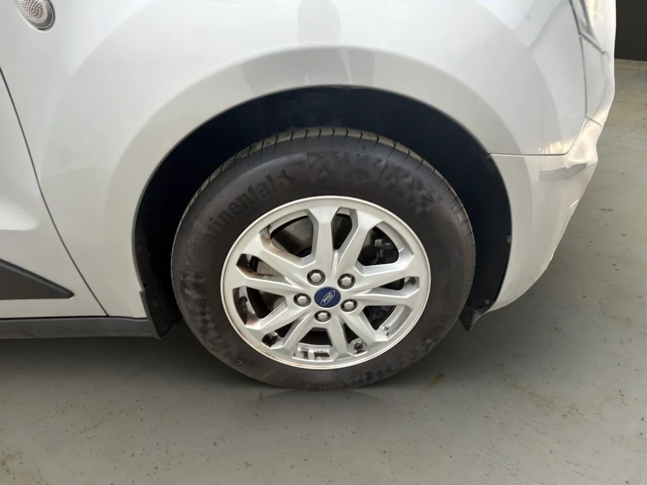 Vehicle image 31