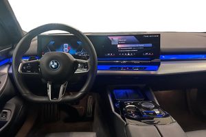 BMW 530 bild 8