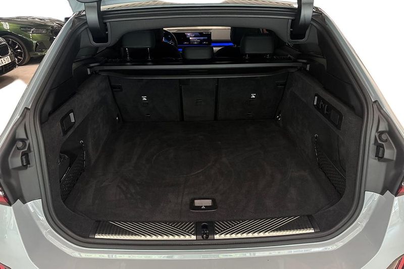 BMW 530 bild 10