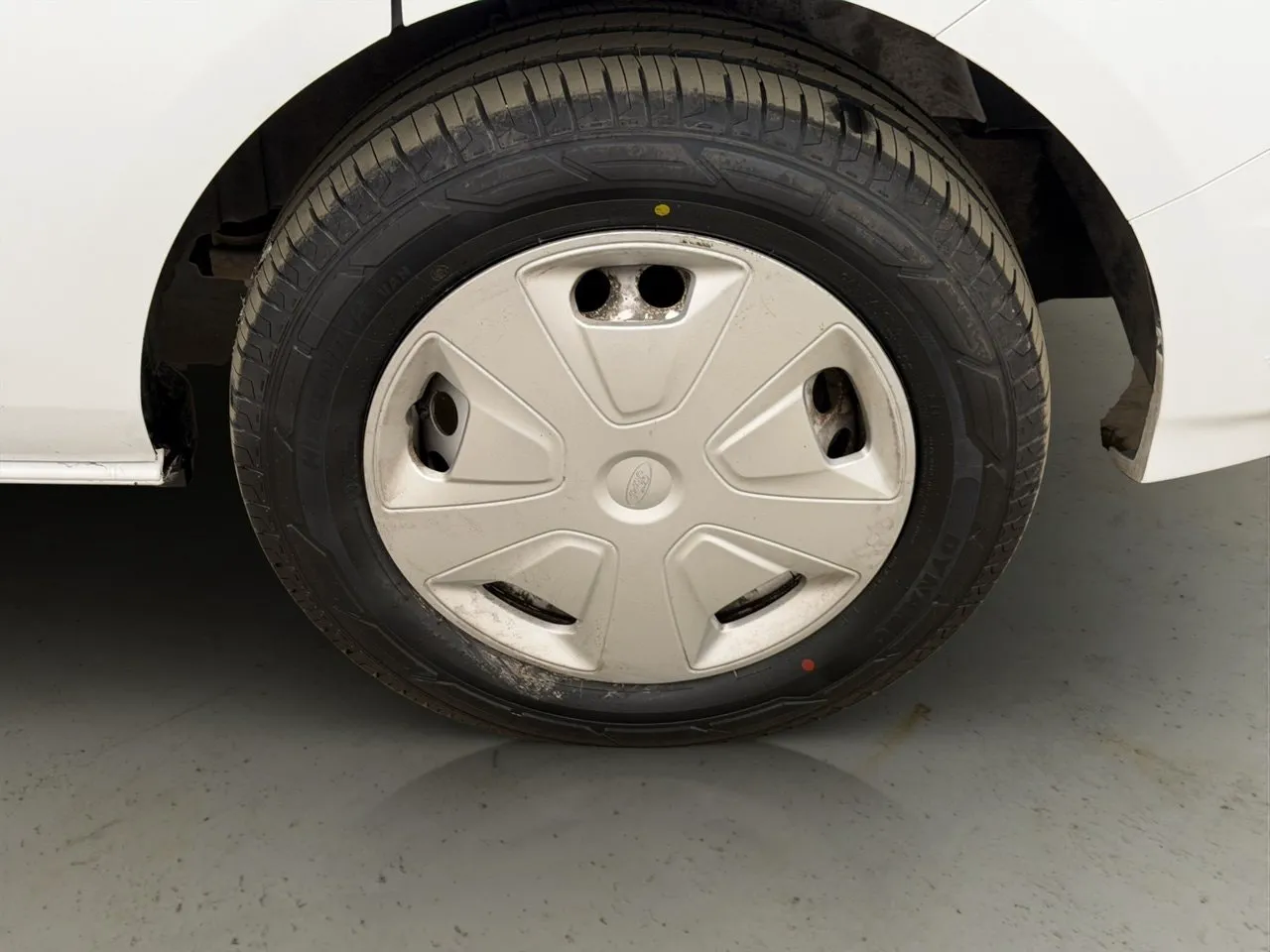 Vehicle image 31