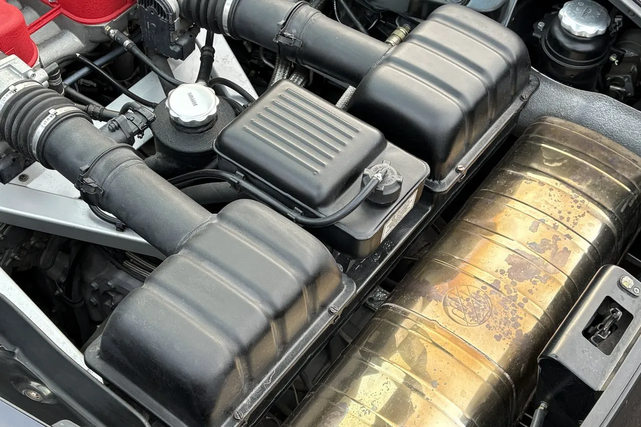 Vehicle image 21