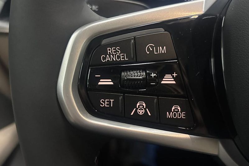 BMW i4 bild 13