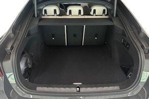 BMW i4 bild 14