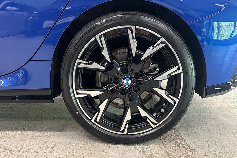 BMW 120 bild 17