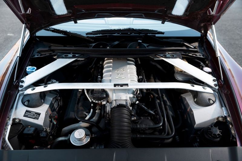 Aston Martin Vantage bild 14