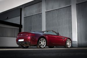 Aston Martin Vantage bild 2