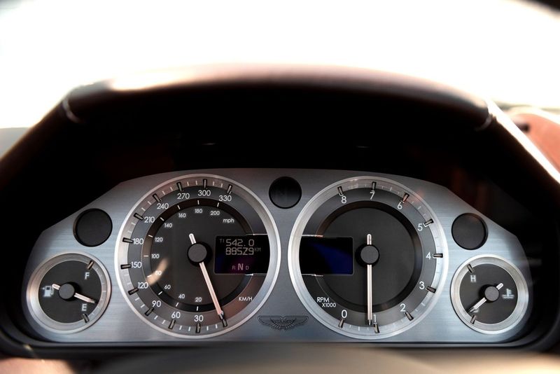 Aston Martin Vantage bild 23